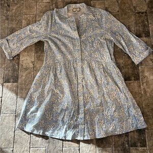 Tuckernuck Blue, Cream and Green Patterned Dress Size Large, Mint Condition